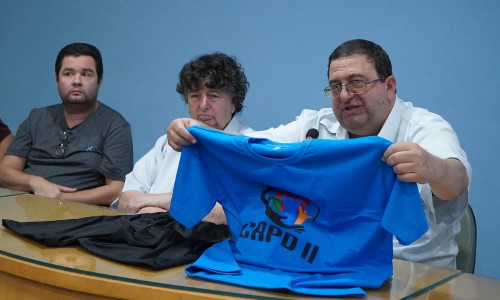 Prefeitura de VR entrega uniformes para usuários dos Centros-Dia de Atendimento à Pessoa com Deficiência